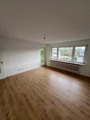 Renovierte 4 Zimmer Wohnung mit Balkon *LP Nord