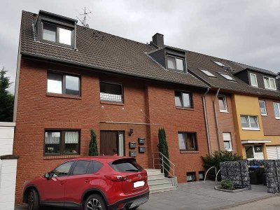 Von privat: 3 Zimmer KDB, Balkon, Gäste-WC, EBK, Keller, (80qm) in ruhiger und grüner Lage