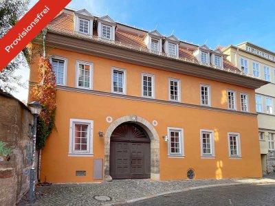 Schicke Stadtwohnung mit Dachterrasse und Balkon