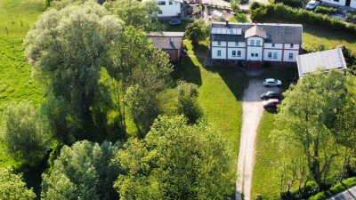 Ehemaliger Dreiseitenhof mit 7 Wohneinheiten an der Ostseeküste