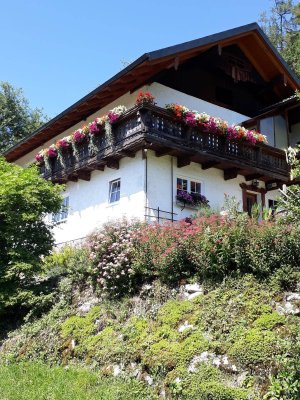 Idyllische Wohnung im historischen Landhaus