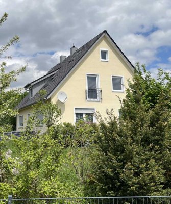 Obergeschosswohnung mit Keller- und Gartenanteil