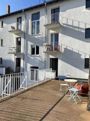 Moderne 2-Zimmerwohnung mit großer Dachterrasse in Top-Lage der Schwetzingerstadt