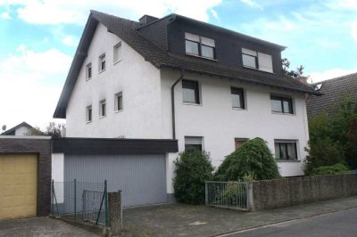 Für Kapitalanleger und Selbstnutzer - Gepflegtes 
3-Fam.-Haus in guter Lage von Eppertshausen