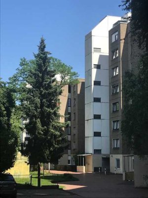 Bezahlbarer Wohnraum !! - Vermietete 2 Zimmer-Wohnung nahe Eschborn mit Balkon