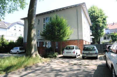 EXKLUSIVE, NEUWERTIGE 2,5 RAUM EIGENTUMSWOHNUNG MIT BALKON  IN RUHIGER, GESUCHTER  WOHNLAGE