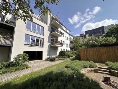 Neustadt - Exklusive 5-Zimmer-Wohnung mit Lift, EBK, Sauna, Dachterrasse in ruhiger Lage - Elbnähe