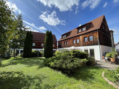 Doppelhaus mit Garten und Stellplätze *für die Großfamilie oder als Kapitalanlage*