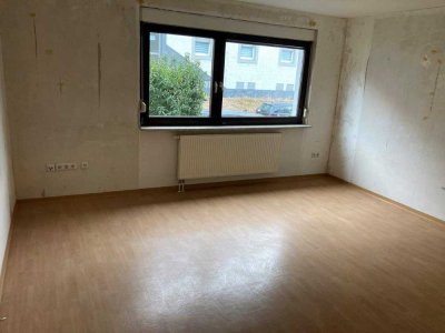 freundliche 3 ZKB-Wohnung mit Balkon, Waldwiesenstraße 37, 66538 Neunkirchen