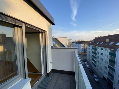 Dachgeschoßwohnung mit Balkon und Fernblick