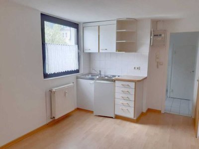 Schöne, helle 1,5 Zi-Wohnung mit EBK in Augsburg