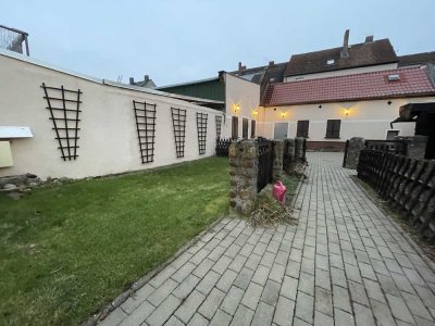 Besonderes Mehrfamilienhaus auf schönem Grundstück in Zerbst/Anhalt