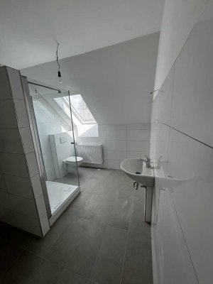 Gemütliche 4-Zimmer-Wohnung in ruhiger Lage mit Balkon in Offenbach an der Queich