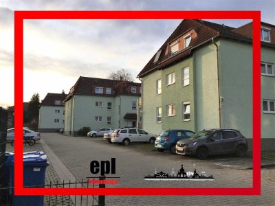 **schicke renovierte 2-Raumwohnung mit großem Balkon**