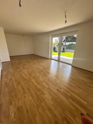 GARTENTRAUM inkl. PKW - Abstellplatz - der Wunsch vom eigenen Grün wird wahr - 118 m² Eigengarten - 3-Zimmer - BEZUGSFERTIG - ziegelmassiv - schlüsselfertig - barrierefrei - provisionsfrei - Kellerabteil 5,77 m²