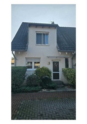 Gepflegtes 2 Familienhaus Duisburg Mündelheim mit Garten, Garage und großer Dachterrasse