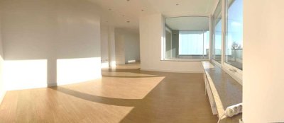 NEU RENOV. PENTHOUSE MIT FREIEM BERGBLICK + EINBK - VB