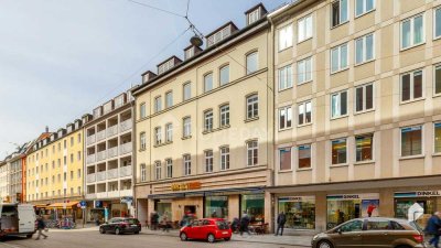 Mitten in der Innenstadt: Charmante 3-Zimmer-Altbauwohnung mit kleiner Terrasse