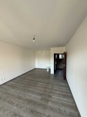 1-Zimmeretagenwohnung mit Balkon in Zentrumsnähe