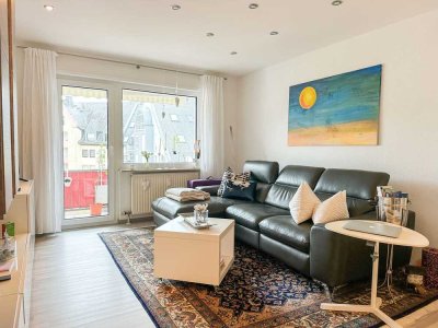 Altersgerechte Wohnung mit Fahrstuhl und sonniger Loggia! Optional Einbauküche und Tiefgaragenstellp