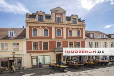 IMMOBERLIN.DE - Moderne 4-Zimmer-Wohnung mit Sonnenbalkon im Holländischen Viertel