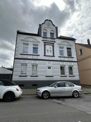 Mehrfamilienhaus in GE-Buer. Altbaucharme trifft Moderne