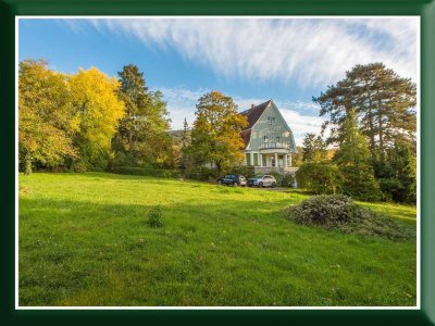 Historische Villa der Refomarchitektur mit sensationellem Grundstück und Rheintalblick