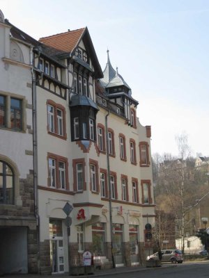 Erstbezug in Sanierte 4-Zimmer-Wohnung in Mylau in historischem Haus  und Denkmal