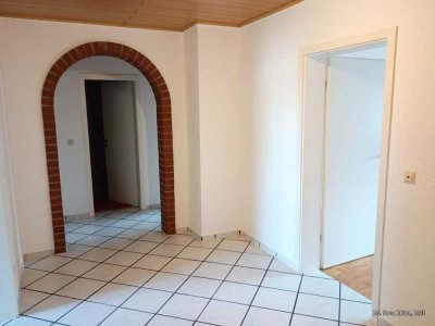 Schöne 3-Zimmer-Wohnung   -Neu renoviert-