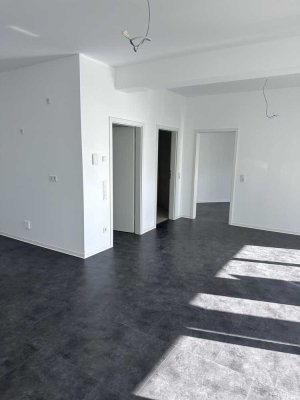 Bezugsfertige Neubauwohnung, Barrierefreie, großzügige 2-Zimmer-Wohnung in ruhiger Lage