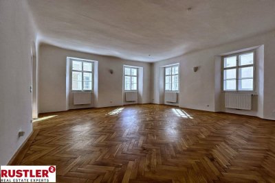 Altbaucharme in Salzburg - 2-Zimmer auf 84 m²