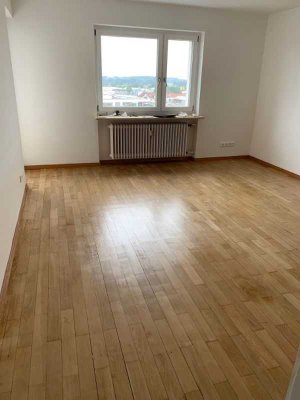 Hoch hinaus! Gemütliche Wohnung im 7. OG!