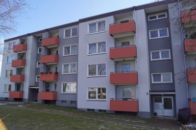 Magdeburger Straße 62, hübsche  ZKB im 3.OG, mit Balkon