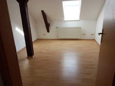 Schöne 3-Zimmer-Wohnung mit Loggia zur Miete in Aschersleben