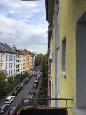 1-Zimmer-Wohnung mit Balkon und Einbauküche Nähe Berger Str. FFM