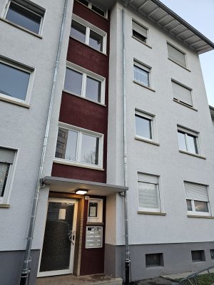 Verkaufsanzeige: Moderne 3-Zimmer-Wohnung mit separater Küche in Grenzach-Wyhlen (Ortsteil Grenzach)