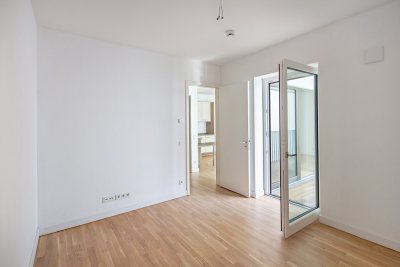 Luxuriöse 2-Zimmer in Top-Lage, Neubau mit neuer EBK, Fußbodenheizung, Concierge, uvm.!