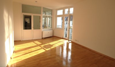 Beautiful romantic apartment located in friedrichshain