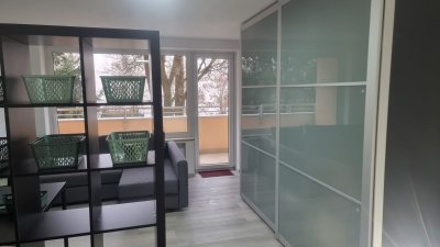 WG Zimmer in Frauen WG am Waldrand Nähe Klinikum Neuperlach (Erstbezug nach Renovierung)