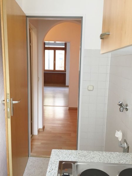 Zentral Helle 2-Zimmer-Altbau Wohnung - Wohnungsboerse.net